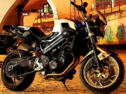 Fast Motorbikes Jigsaw Online Puzzle Games on NaptechGames.com