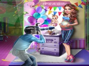 Mommy Photo Album Online Dress-up Games on NaptechGames.com