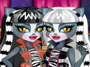 Monster High Ear Doctor Online Casual Games on NaptechGames.com