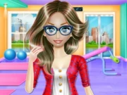Nerdy Girl Fat to Fit Online Care Games on NaptechGames.com