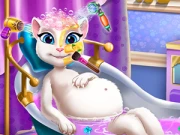 Pregnant Kitty Spa Online Dress-up Games on NaptechGames.com